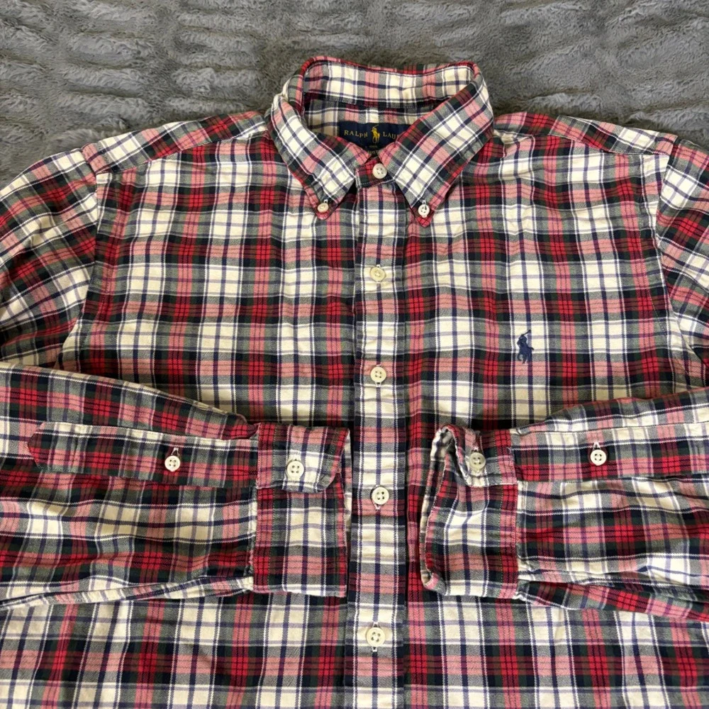 Ralph Lauren Custom Fit Plaid Button Down Shirt Mens Medium Red White Blue AR702